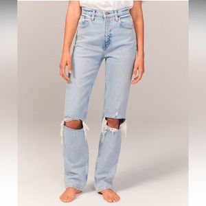 Abercrombie 90’s Straight Jeans - medium wash distressed